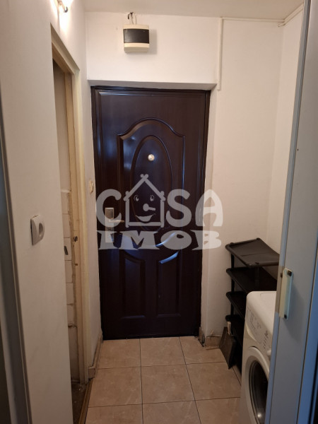 Vânzare garsonieră în Târgoviște, str. Laminorului, et.4
