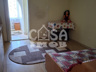 Vânzare garsonieră în Târgoviște, str. Laminorului, et.4