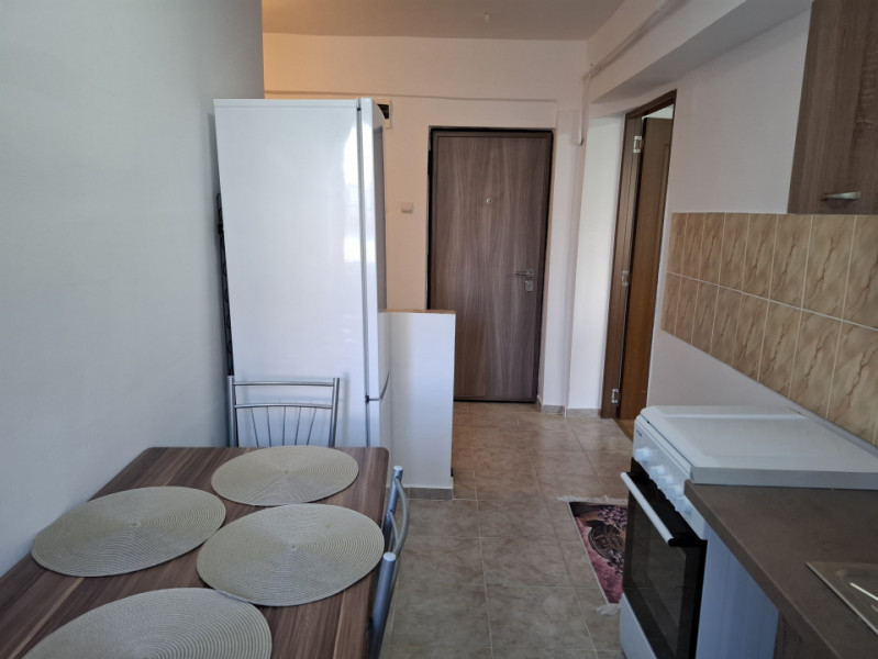 Inchiriere apartament 2 camere, com. Doicesti, Dambovita