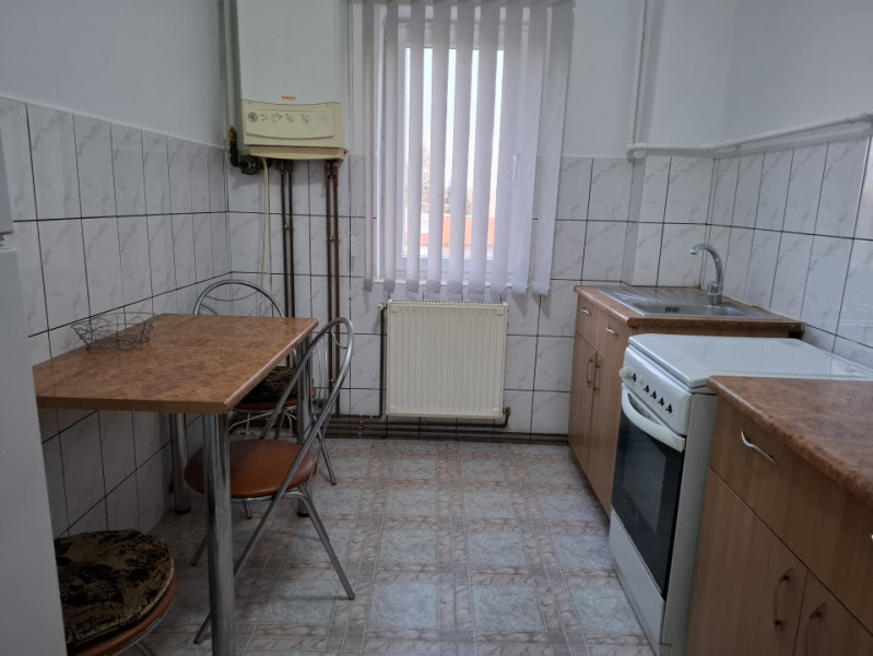 Inchiriere apartament 2 camere, micro 9 in Targoviste