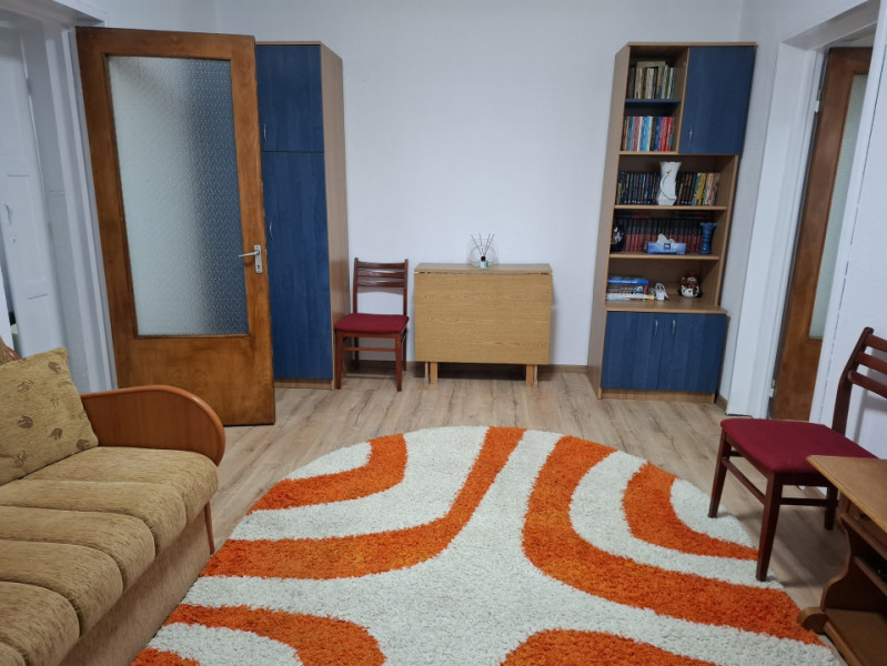 Inchiriere apartament 2 camere, micro 9 in Targoviste