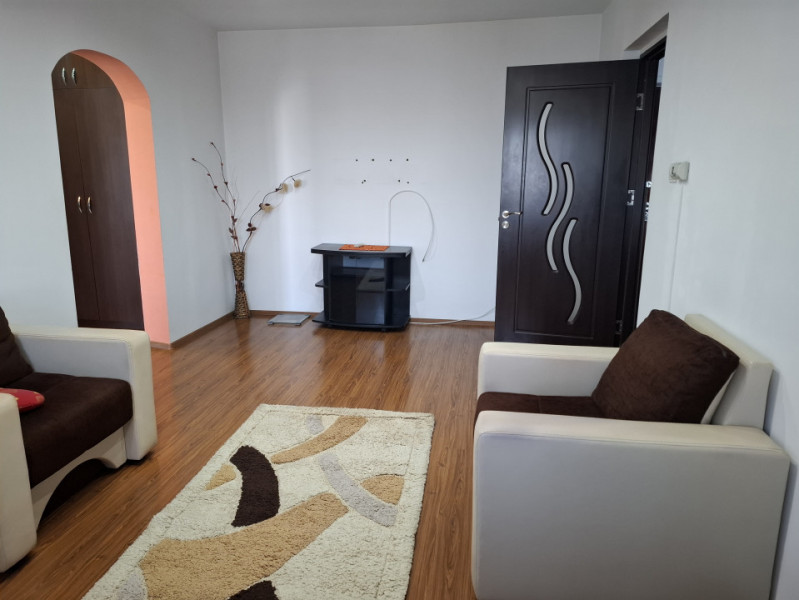 Inchiriere apartament 2 camere, micro 6 Targoviste