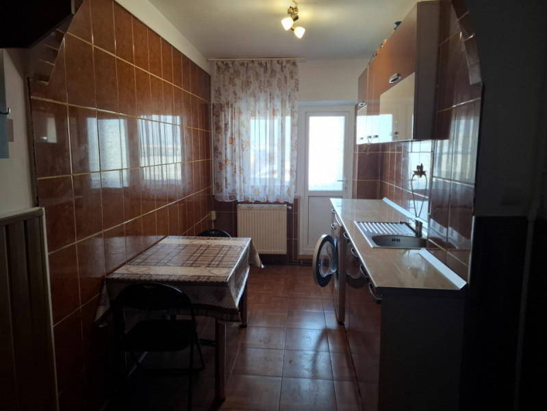 Inchiriere apartament 2 camere, micro 6 Targoviste