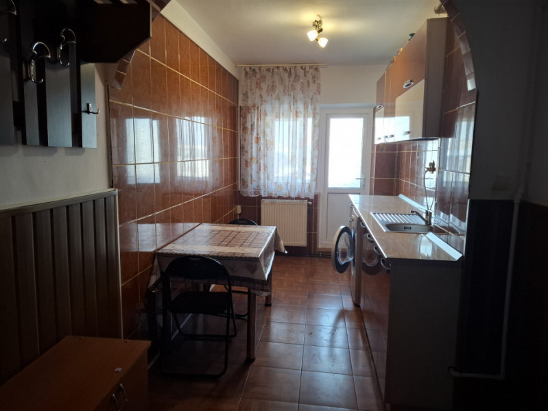 Inchiriere apartament 2 camere, micro 6 Targoviste