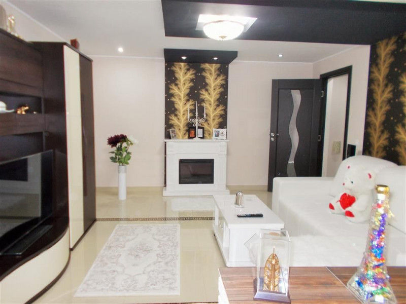 Vanzare apartament 2 camere - LUX in Gaesti etaj 1