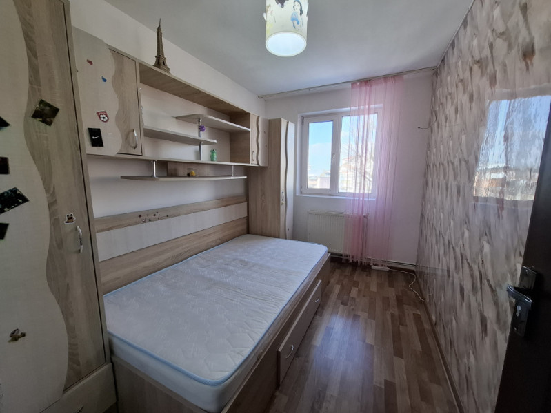 Inchiriere apartament 3 camere, confort 2, etaj 3, micro 6 Targoviste