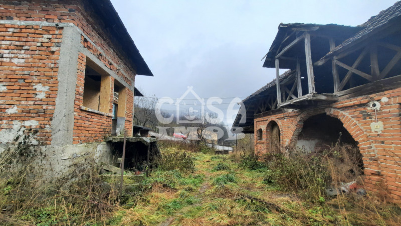 Comision 0 - Casă + teren 900 mp intravilan în com. Malu cu Flori, jud.Dâmbovița