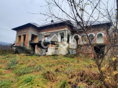 Comision 0 - Casă + teren 900 mp intravilan în com. Malu cu Flori, jud.Dâmbovița