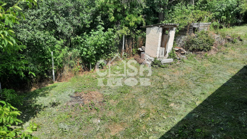 Vânzare casă în Gemenea-Brătulești, jud. Dâmbovița (zonă viticolă)