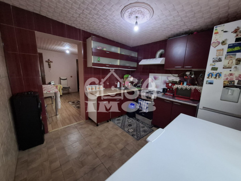 Vanzare casa + teren in loc. Gămănești, jud. Dâmbovița