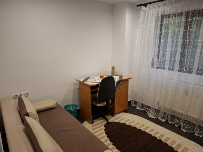 Inchiriere apartament 3 camere, Calea Bucuresti, etaj 1, in Targoviste