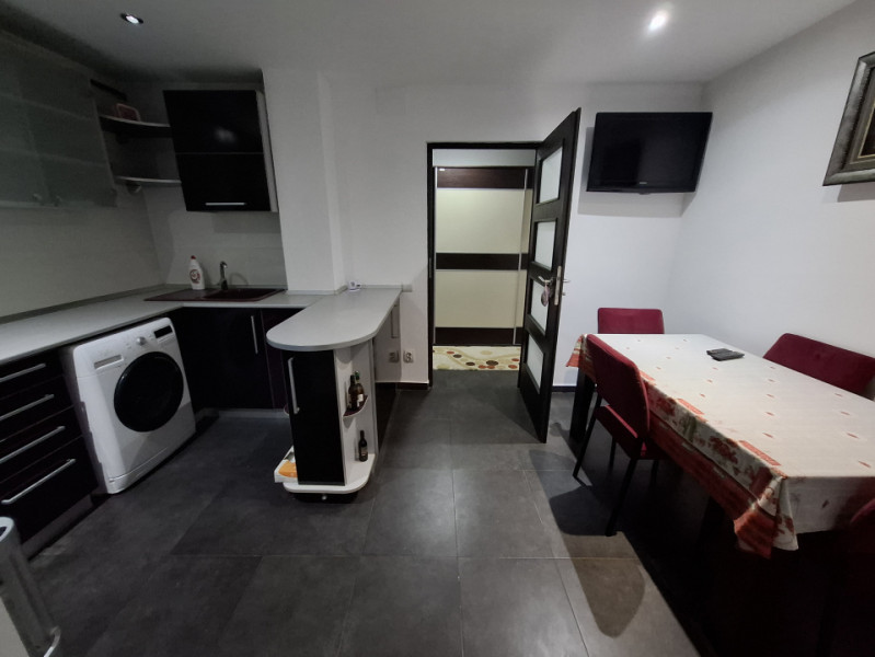 Inchiriere apartament 3 camere, Calea Bucuresti, etaj 1, in Targoviste