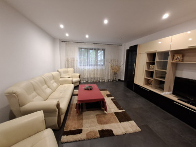 Inchiriere apartament 3 camere, Calea Bucuresti, etaj 1, in Targoviste