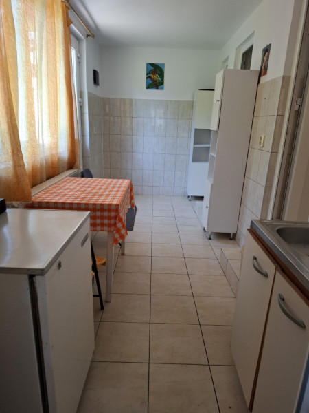  Vânzare casă în mun. Targoviste, str. Parvan Popescu, jud.Dâmbovița