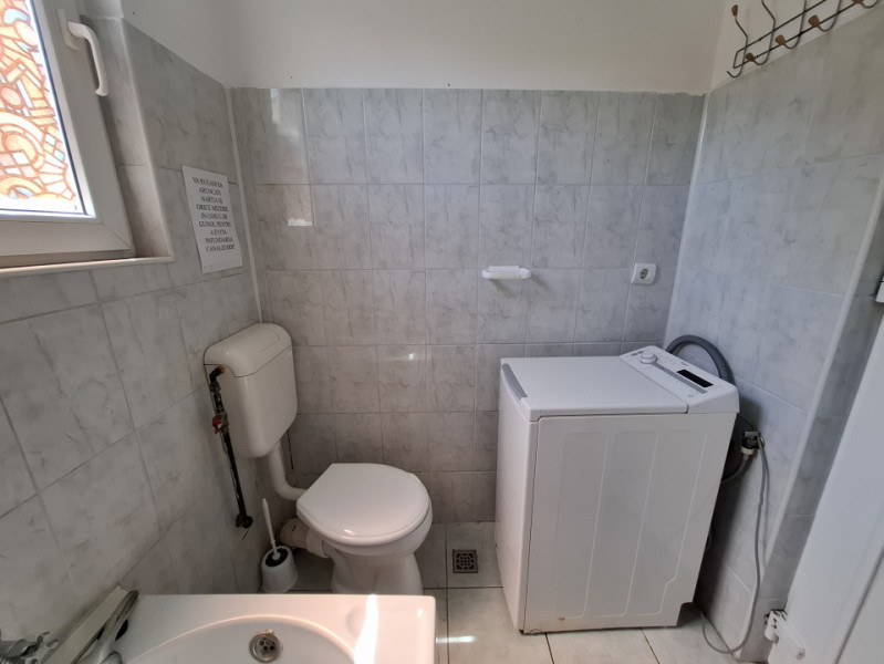  Vânzare casă în mun. Targoviste, str. Parvan Popescu, jud.Dâmbovița