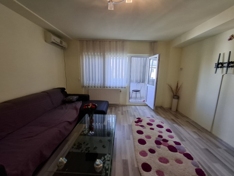 Inchiriere apartament 2 camere, decomandat, micro 3, in Targoviste