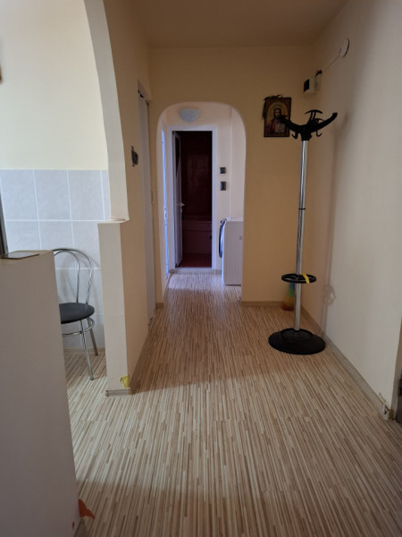 Inchiriere apartament 2 camere, decomandat, micro 3, in Targoviste