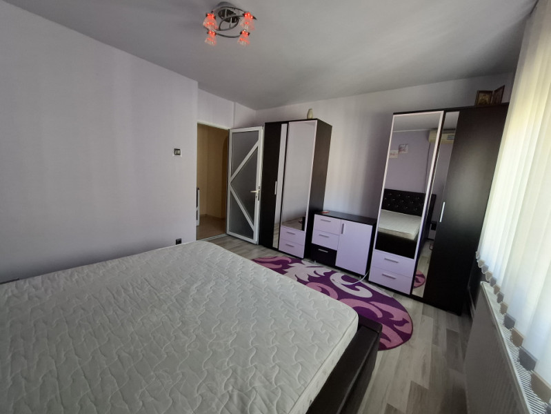 Inchiriere apartament 2 camere, decomandat, micro 3, in Targoviste