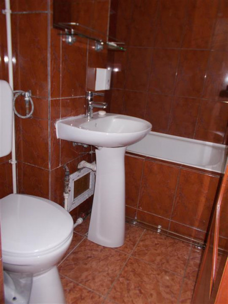 Închiriere garsonieră modernă în micro 6 - Targoviste