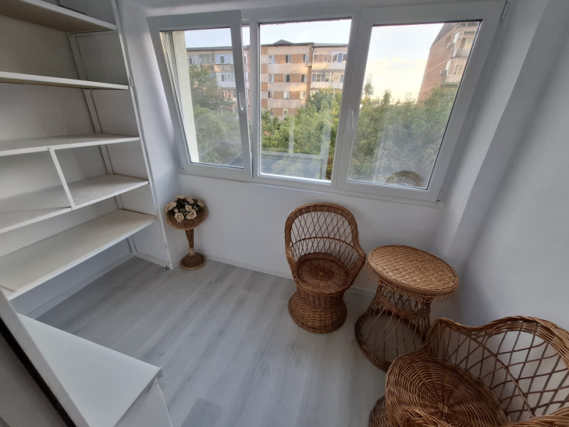 ÎNCHIRIERE APARTAMENT 3 CAMERE MODERN, CENTRAL, ETAJ 2