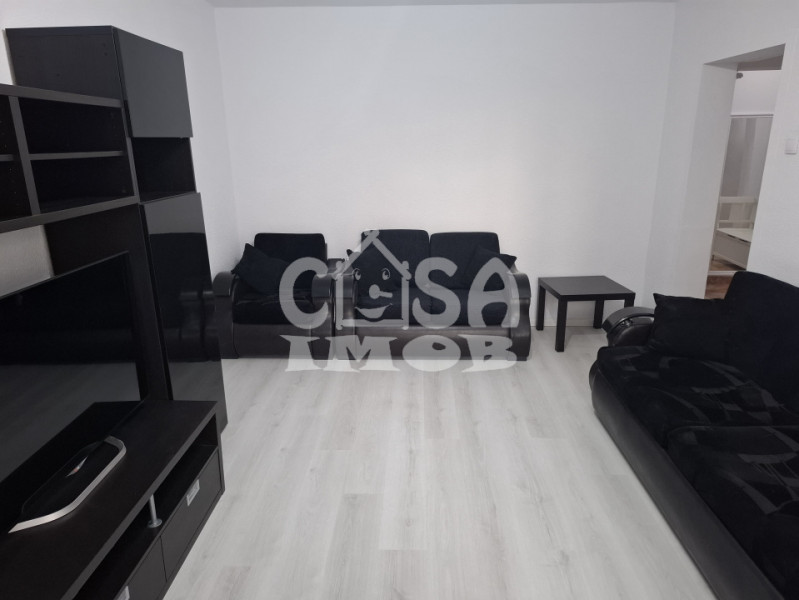 ÎNCHIRIERE APARTAMENT 3 CAMERE MODERN, CENTRAL, ETAJ 2