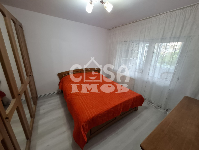 ÎNCHIRIERE APARTAMENT 3 CAMERE MODERN, CENTRAL, ETAJ 2