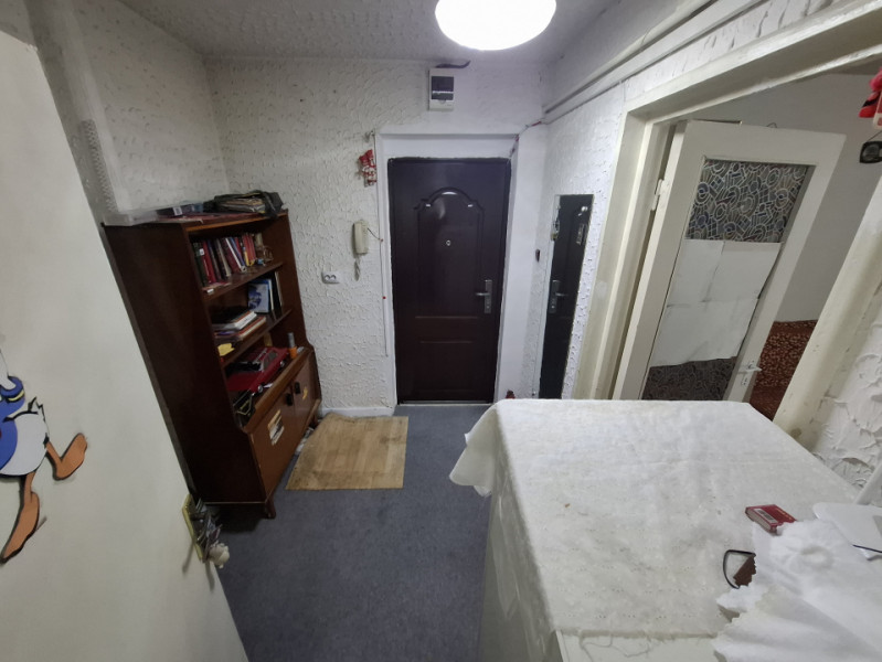 COMISION 0 - Vânzare apartament 2 camere, confort 1, micro 9 Târgoviște