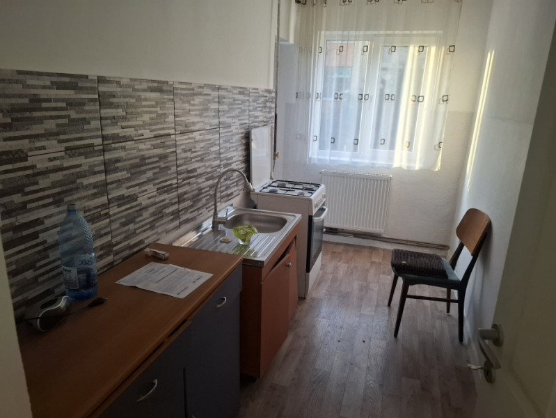 Comision 0 - Apartament 4 camere, CONFORT 1, DECOMANDAT, etaj 3, micro 4