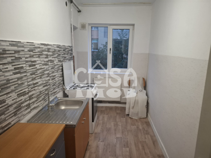 Comision 0 - Apartament 4 camere, CONFORT 1, DECOMANDAT, etaj 3, micro 4