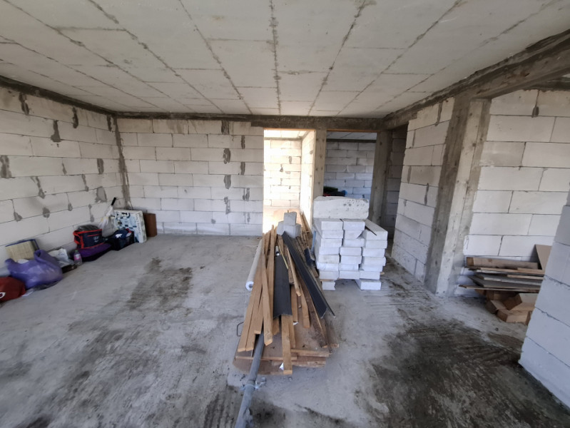 Vanzare casa la gri in comuna Tatarani, jud. Dambovita