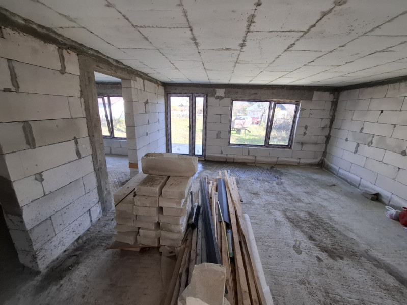 Vanzare casa la gri in comuna Tatarani, jud. Dambovita