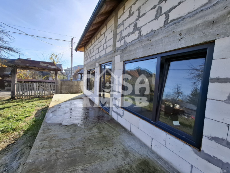 Vanzare casa la gri in comuna Tatarani, jud. Dambovita