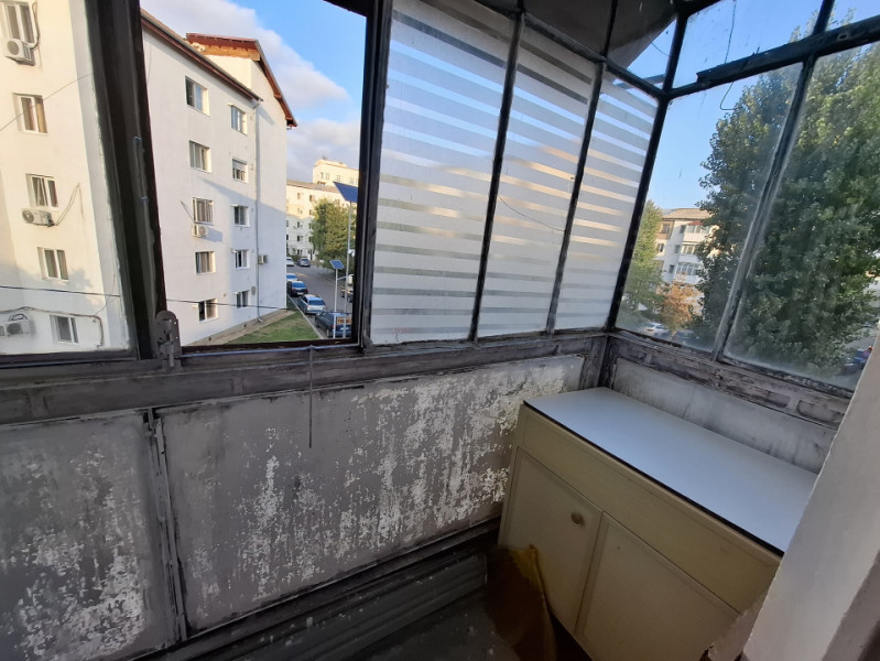 Vanzare apartament 2 camere, confort 2, etaj 2, micro 6, Targoviste