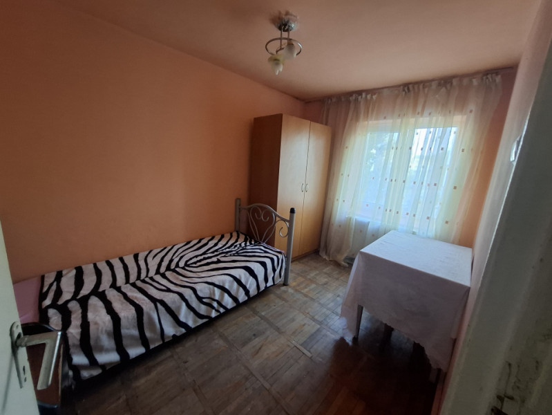 Vanzare apartament 2 camere, confort 2, etaj 2, micro 6, Targoviste
