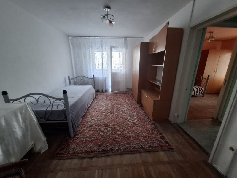 Vanzare apartament 2 camere, confort 2, etaj 2, micro 6, Targoviste