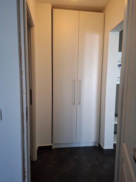 Închiriere apartament deosebit, 2 camere, etaj 2 în Târgoviște