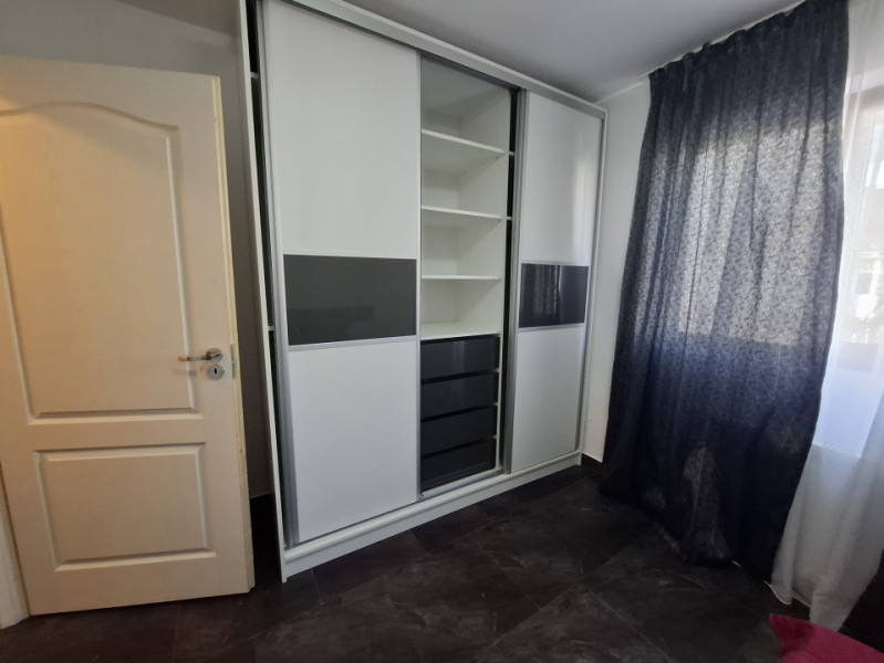 Închiriere apartament deosebit, 2 camere, etaj 2 în Târgoviște