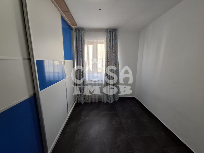 Închiriere apartament deosebit, 3 camere (transformat din 2)etaj 2 în Târgoviște