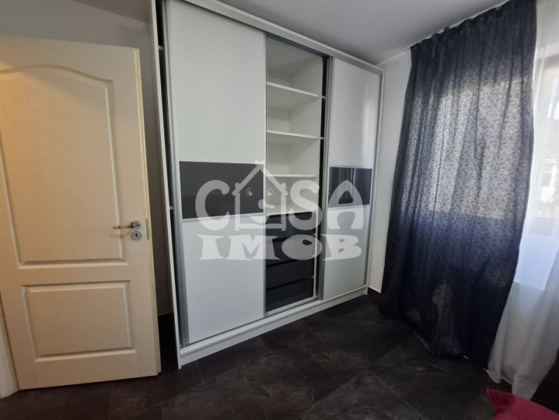 Închiriere apartament deosebit, 3 camere (transformat din 2)etaj 2 în Târgoviște