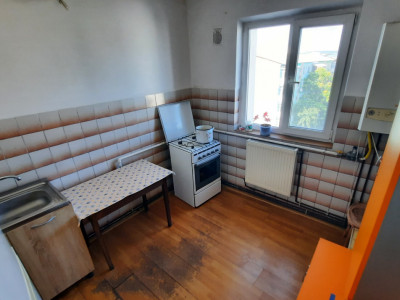Comision 0 - Apartament 2 camere, confort 1, micro 6, etaj 4, Târgoviște