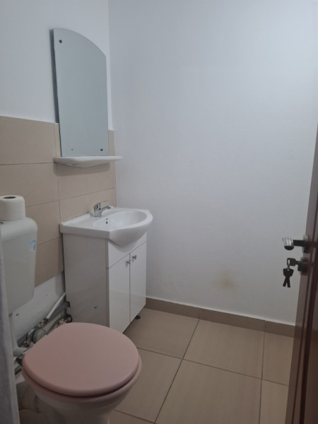 Închiriere apartament 3 camere, decomandat, micro 3 Târgoviște