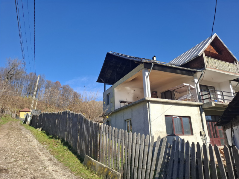 Comision 0 - Vilă de vacanță în sat Șuvița, judetul Dâmbovița