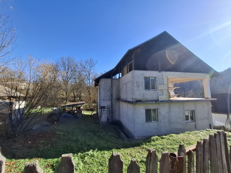 Comision 0 - Vilă de vacanță în sat Șuvița, judetul Dâmbovița