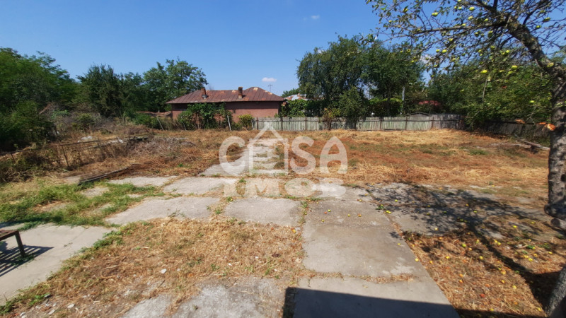  Vânzare casă și teren în oraș RĂCARI, jud.Dâmbovița