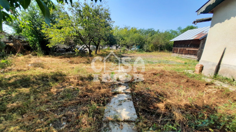  Vânzare casă și teren în oraș RĂCARI, jud.Dâmbovița