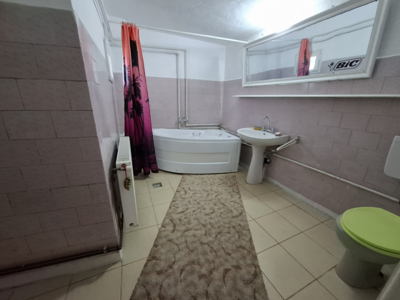 Închirirere apartament in vilă, ultracentral, Târgoviște