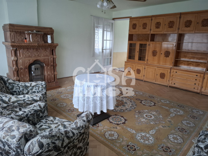 Închirirere apartament in vilă, ultracentral, Târgoviște