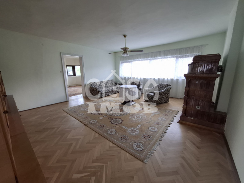 Închirirere apartament in vilă, ultracentral, Târgoviște