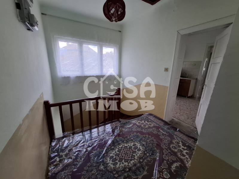 Închirirere apartament in vilă, ultracentral, Târgoviște