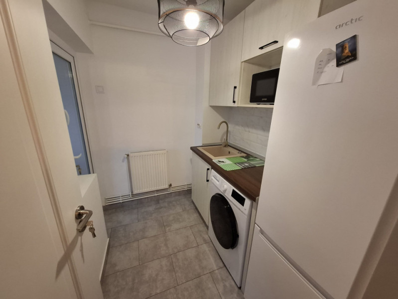 Inchiriere garsonieră, confort 1, etaj 2, în Târgoviște, Calea Bucuresti